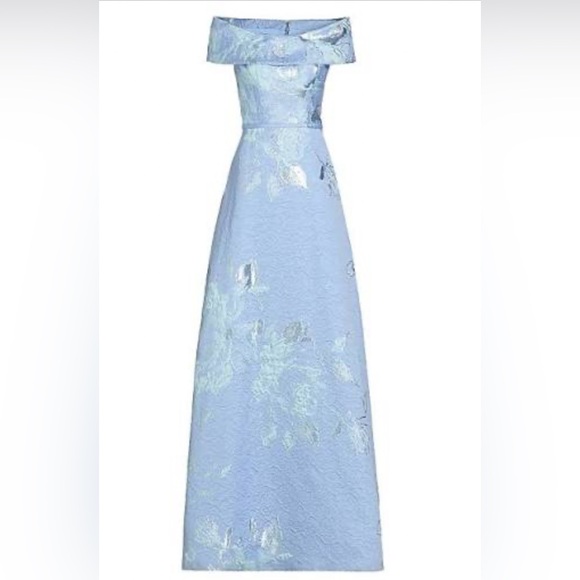 Mother of Bride/groom - Picture 3 of 4